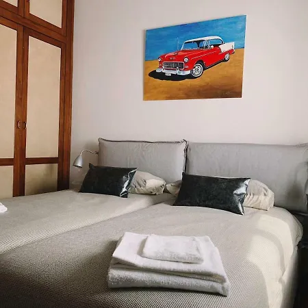Mercutio Apartment *